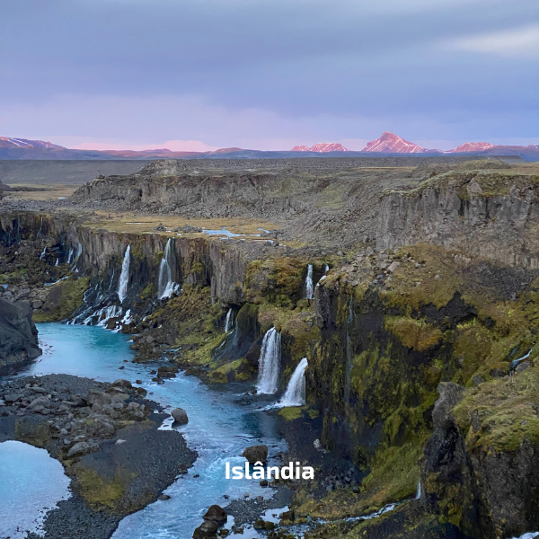 A TERRA DE FOGO E GELO — galeria